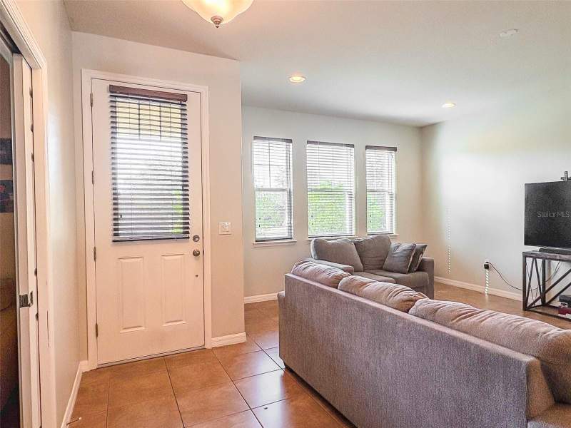 4 bedroom Single Family Residence at 8607 Randal Park Boulevard, Randal Park, Orlando — photo 4