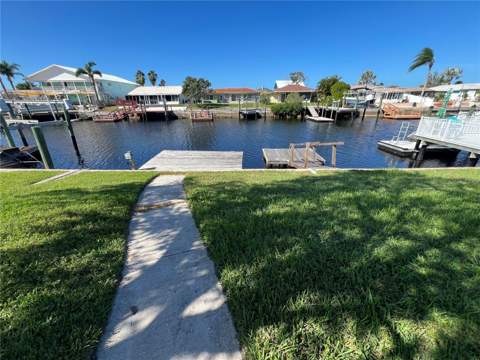 4937 Dory Drive, New Port Richey FL - photo 7 of 73