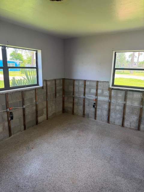7235 Royal Palm Drive, New Port Richey FL - photo 9 of 23