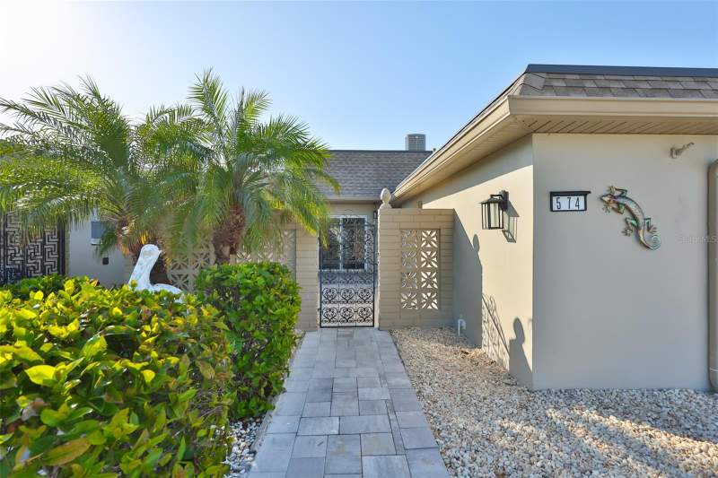 2 bedroom Villa at 574 Boca Ciega Point Boulevard #2205, Boca Ciega Point East, St Petersburg — photo 2