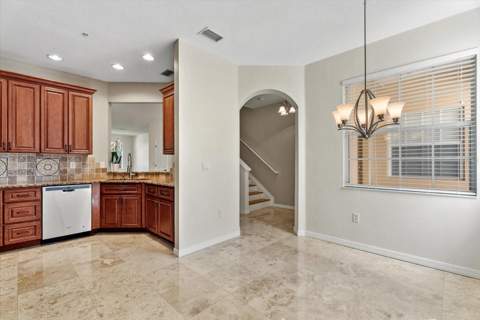 3623 Parkridge Circle #11-104, Sarasota FL - photo 21 of 48