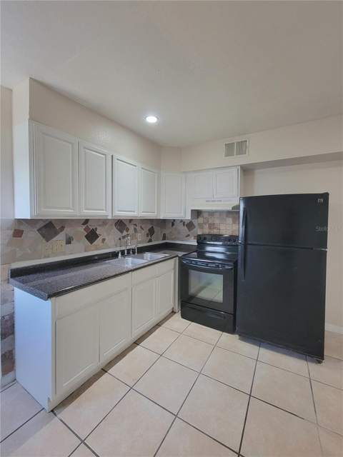 4901 Balboa Drive, Orlando FL - photo 10 of 24