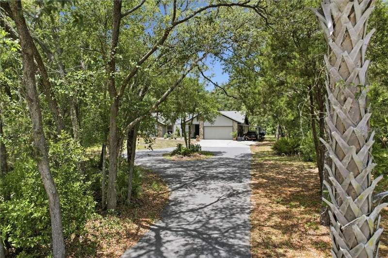 3 bedroom Single Family Residence at 834 N Dunkenfield Avenue, Crystal River, Crystal River — photo 3