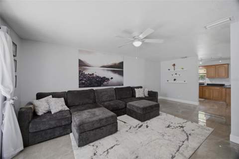 7003 Larimer Court, Tampa FL - photo 6 of 34