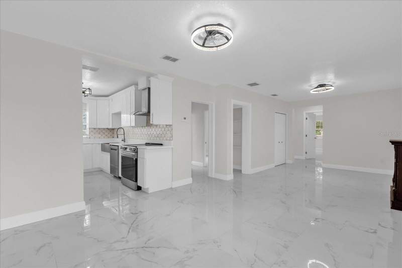 3 bedroom Single Family Residence at 7506 Mott Avenue, Mc Neils Orange Villa, Orlando — photo 3