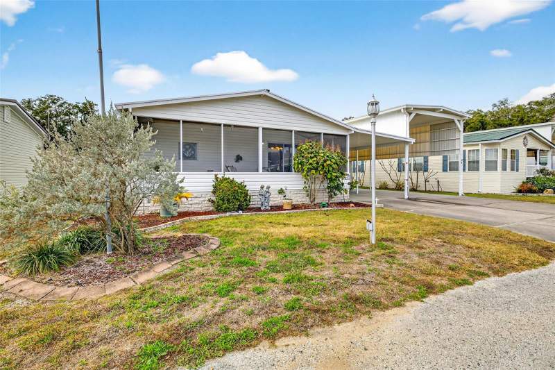 10047 EQUITY AVENUE home for sale in Hampton Court Unrec