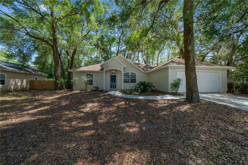 3 bedroom Single Family Residence at 2077 SW 42nd Lane, Seville, Gainesville — photo 3
