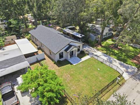 4710 W Bay View Avenue, Tampa FL - photo 7 of 50