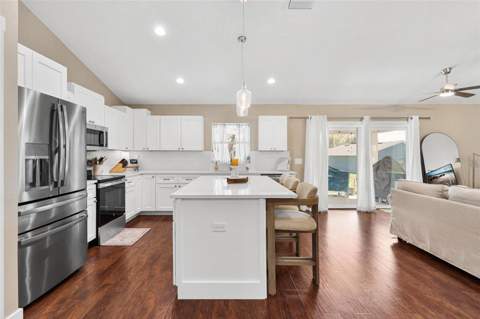 206 Shannon Lane, Lady Lake FL - photo 14 of 40
