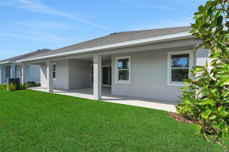 4 bedroom Single Family Residence at 7380 Sea Manatee Street, Seaire, Parrish — photo 4