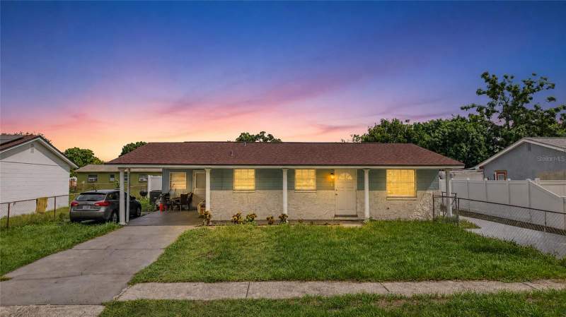 7018 GLENVIEW DRIVE home for sale in Clair Mel City