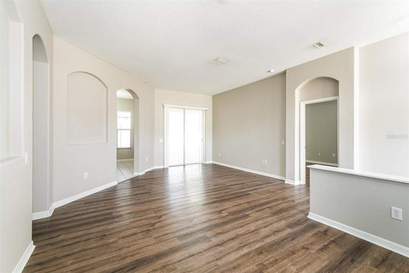 4 bedroom Single Family Residence at 4320 Balington Drive, Buckhorn Preserve Ph 1, Valrico — photo 5