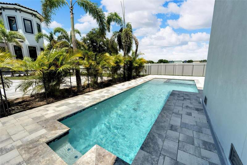 4 bedroom Single Family Residence at 517 Treviso Drive, Treviso, Apollo Beach — photo 4