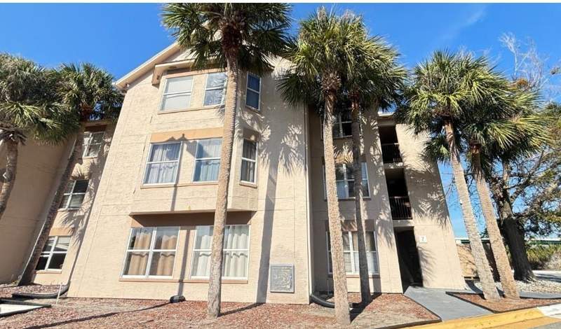 3100 PARKWAY BOULEVARD #730 home for sale in Parkway Palms Resort Maingate Condos for Sale: 8 Units, Median $130K