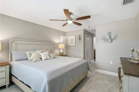 5351 Pilots Place, New Port Richey FL - photo 21 of 59