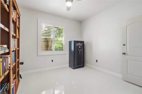 4106 Hearthstone Drive, Sarasota FL - photo 23 of 32
