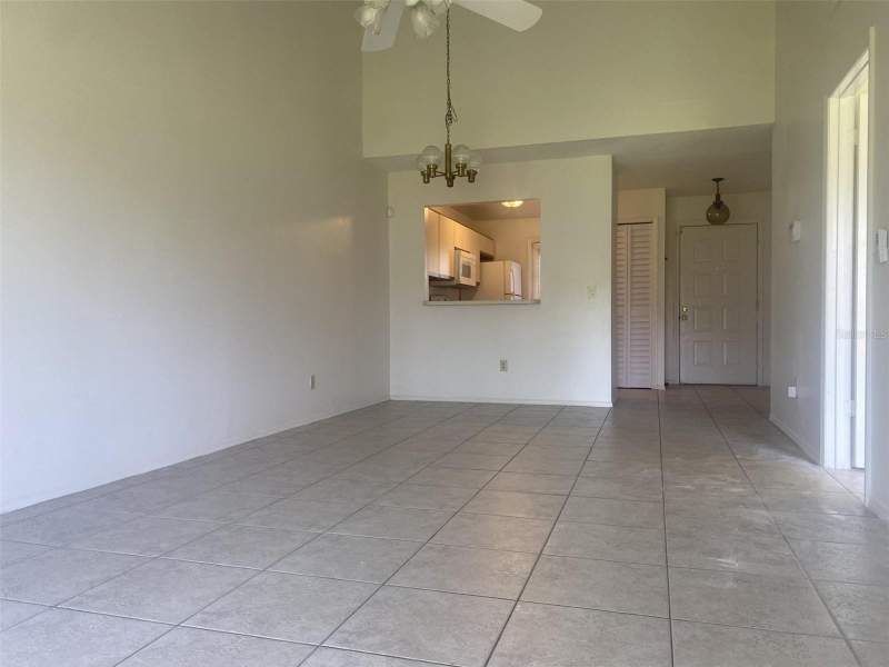 3 bedroom Townhouse at 42 Pine Island Circle, Pine Island Villas At Bvl, Kissimmee — photo 4
