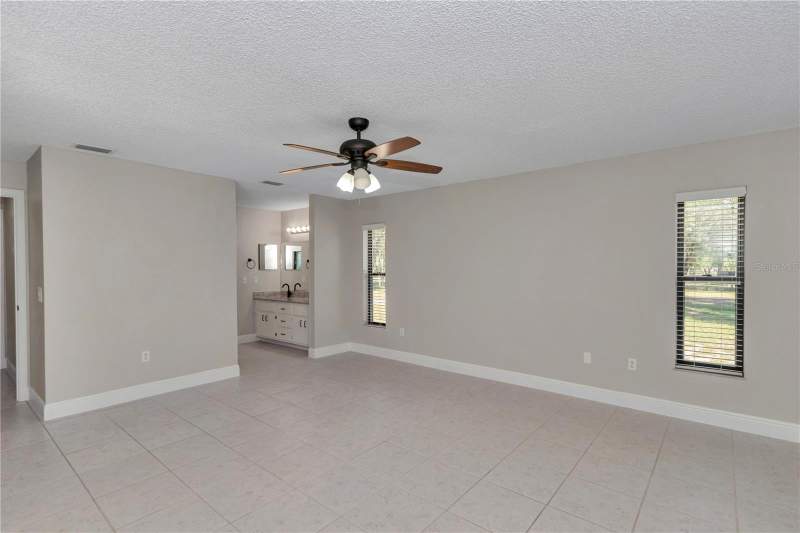 3 bedroom Farm at 11101 SW 128th Avenue, Ptn/Rolling Hills Un 02 A Repla, Dunnellon — photo 3