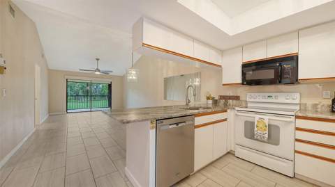 7652 Eagle Creek Drive #7598, Sarasota FL - photo 18 of 66