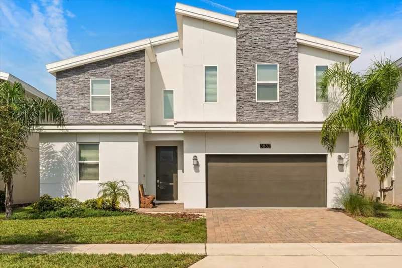 8882 CABOT CLIFFS DRIVE home for sale in Stoneybrook South North