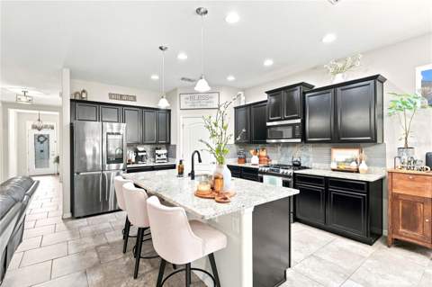 632 E Victoria Trails Boulevard, Deland FL - photo 15 of 48