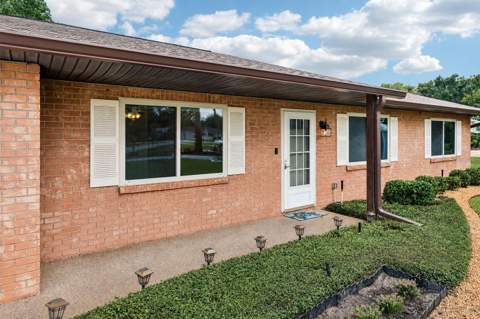 70 Stone Haven Court, Leesburg FL - photo 6 of 6