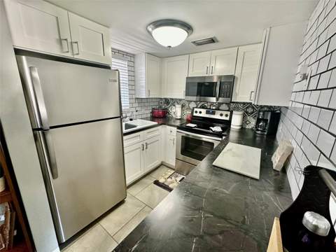 5207 Turquoise Lane #202, New Port Richey FL - photo 6 of 26