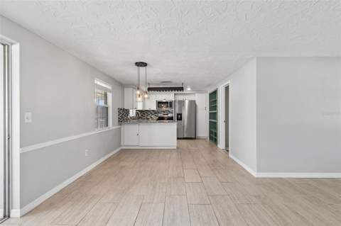 2222 Arcadia Road, Holiday FL - photo 11 of 32