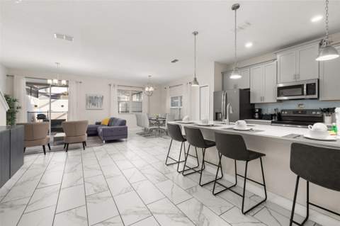 4825 Memories Lane, Kissimmee FL - photo 12 of 86