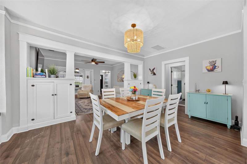 4 bedroom Single Family Residence at 1625 S Eola Drive, Lancaster Heights, Orlando — photo 4
