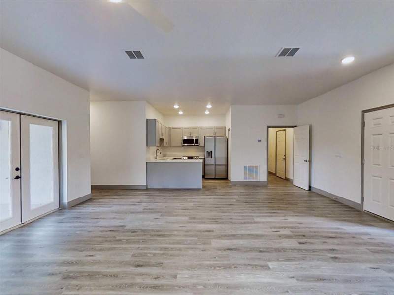 3 bedroom Single Family Residence at 2 Guava Lane, Silver Spgs Shores Un #42, Ocklawaha — photo 3