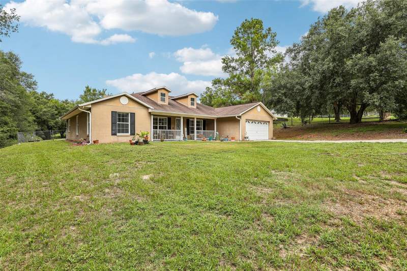 3 bedroom Single Family Residence at 30733 BUTTERCUP LANE, N/A, MOUNT DORA — photo 2