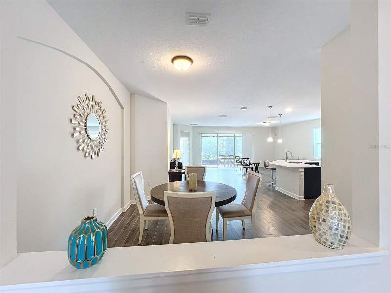 4 bedroom Single Family Residence at 1065 Blackwolf Run Rd, Stoneybrook South North Pcl-Ph, Davenport — photo 4