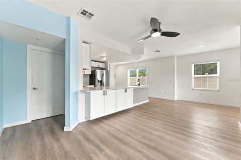 4363 Tyler Circle, St Petersburg FL - photo 11 of 45