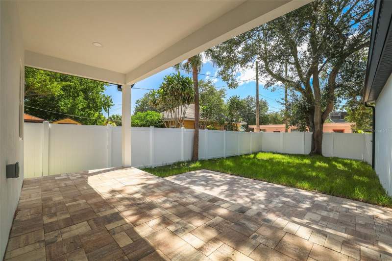 3 bedroom Single Family Residence at 1426 15th Street, Ross Oaks, St Petersburg — photo 5