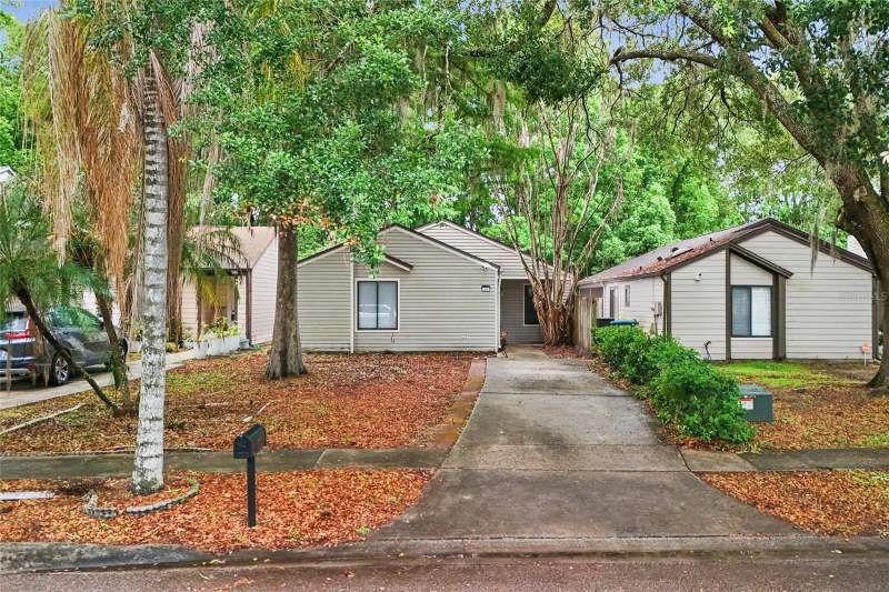 3 bedroom Single Family Residence at 335 Kirkcaldy Drive, Highland Village 1, Winter Springs — photo 2