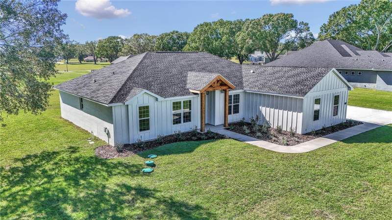 4 bedroom Single Family Residence at 1916 NW 80th Street, Irish Acres, Ocala — photo 2