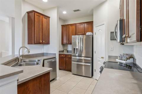 1947 Estancia Circle #8C, Kissimmee FL - photo 9 of 18