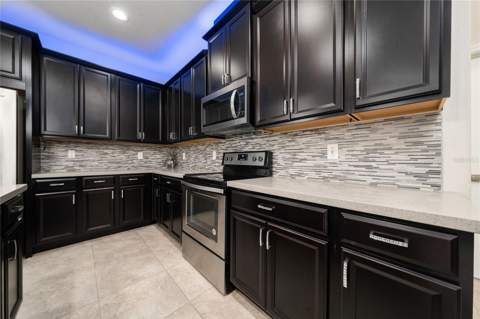 2891 Avian Loop, Kissimmee FL - photo 21 of 51