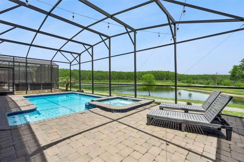 8 bedroom Single Family Residence at 2876 Simile Street, Cove At Storey Lake III, Kissimmee — photo 4