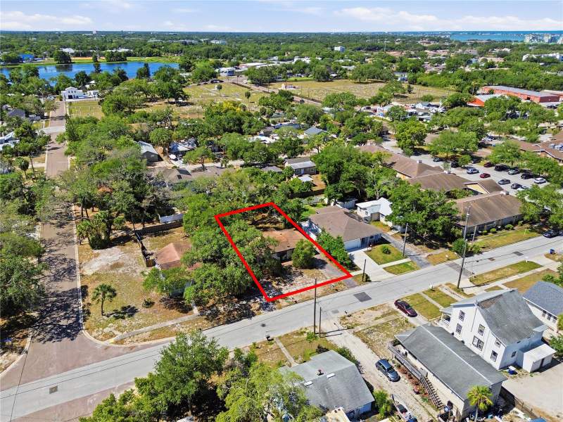 2 bedroom Single Family Residence at 831 Grand Central Street, Milton Park, Clearwater — photo 3