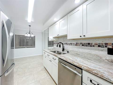 5249 Vineland Road, Orlando FL - photo 17 of 42