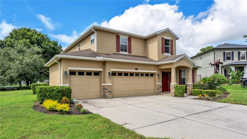 4 bedroom Single Family Residence at 132 Magneta Loop, Estates Auburndale Ph 02, Auburndale — photo 2