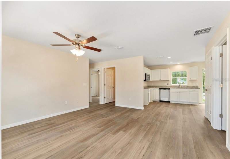 3 bedroom Single Family Residence at 467 SW Alvarez Road, Rainbow Lakes Estate, Dunnellon — photo 3