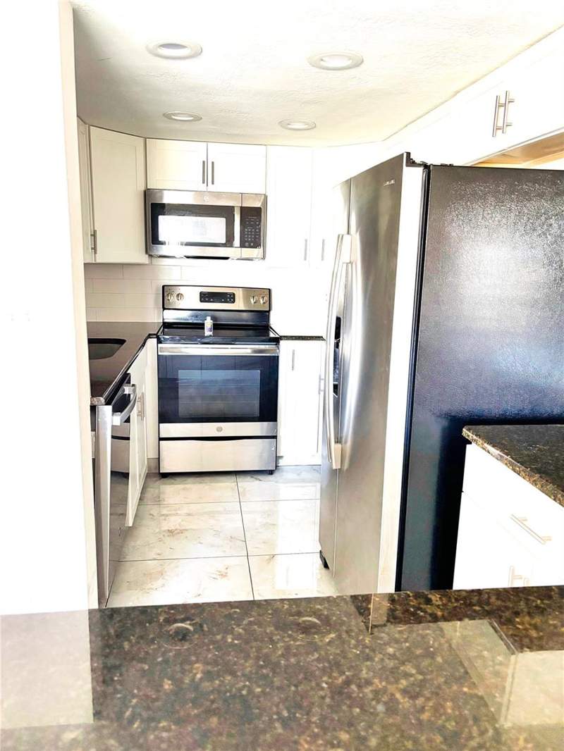 2 bedroom Condominium at 2583 Countryside Boulevard #3309, Inverness Condo, Clearwater — photo 3