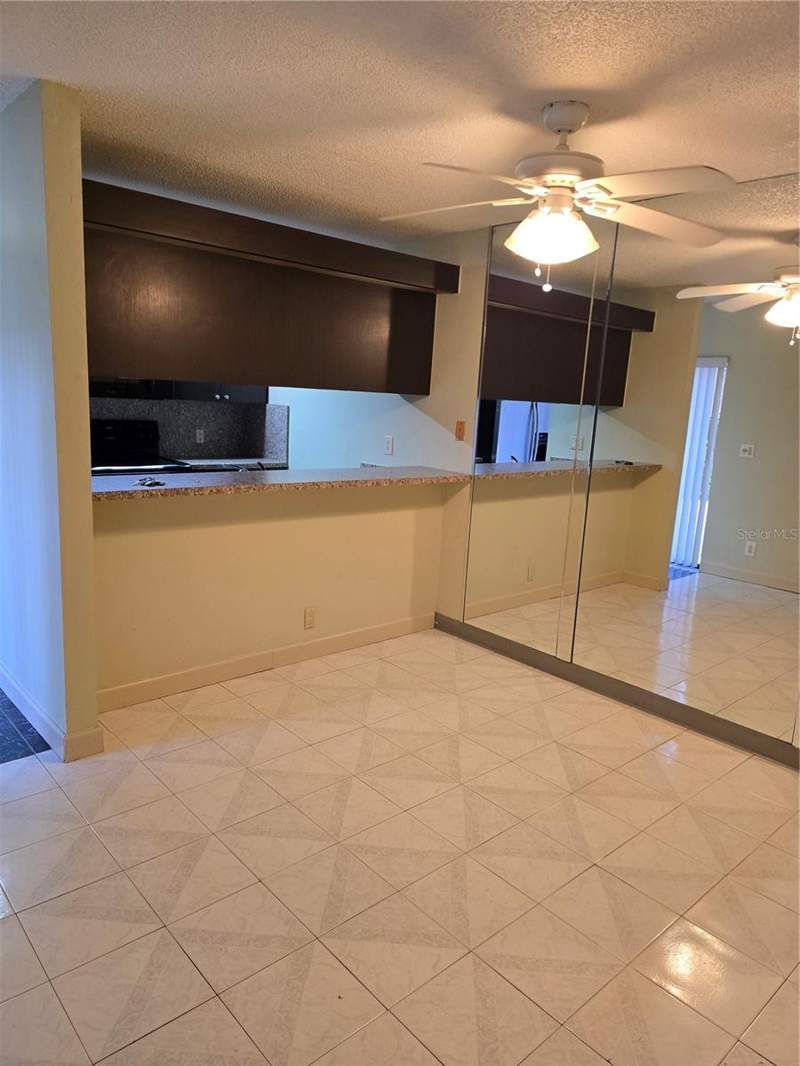 2 bedroom Townhouse at 2614 2nd Court, Wedge Wood Of Palm Harbor, Palm Harbor — photo 5