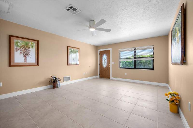 2 bedroom Single Family Residence at 11639 Claremont Drive, Port Charlotte Sec 063, Port Charlotte — photo 3
