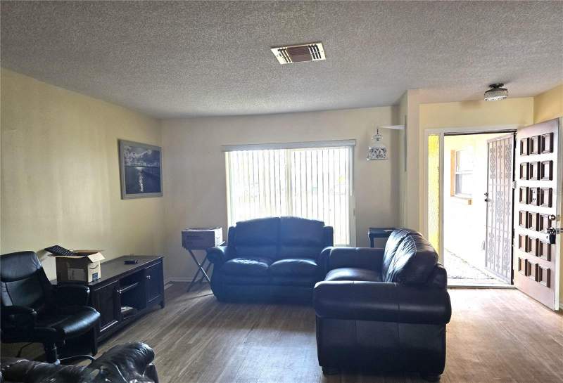 3 bedroom Single Family Residence at 10641 Timber Lane, San Clemente Village, Port Richey — photo 4