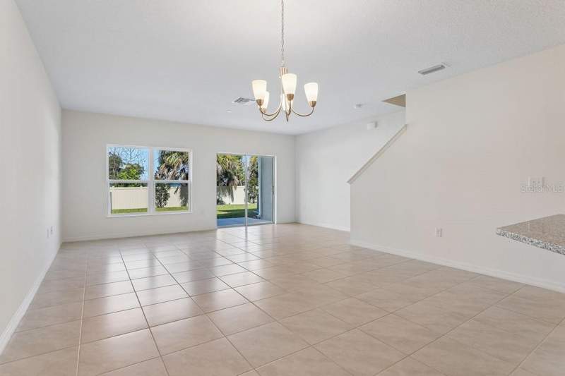 3 bedroom Townhouse at 524 Pine Ridge Court, Reserve At Forest Lake, Lake Wales — photo 3