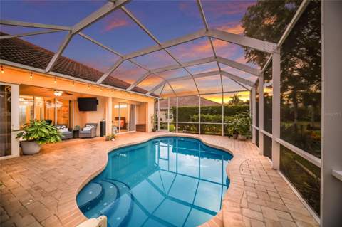 14703 Sundial Place, Lakewood Ranch FL - photo 21 of 27